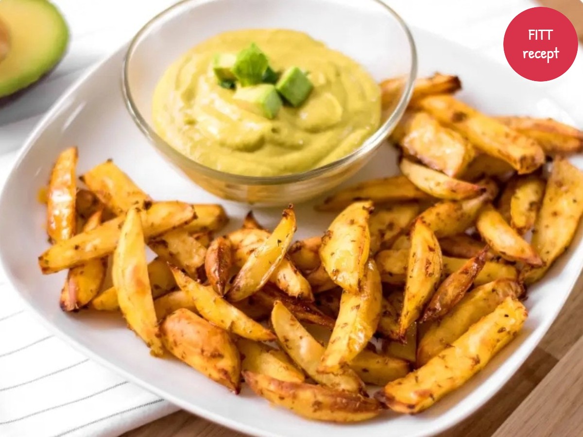 Bővebben a cikkről Ropogós burgonyagerezdek avokádós mártogatóssal