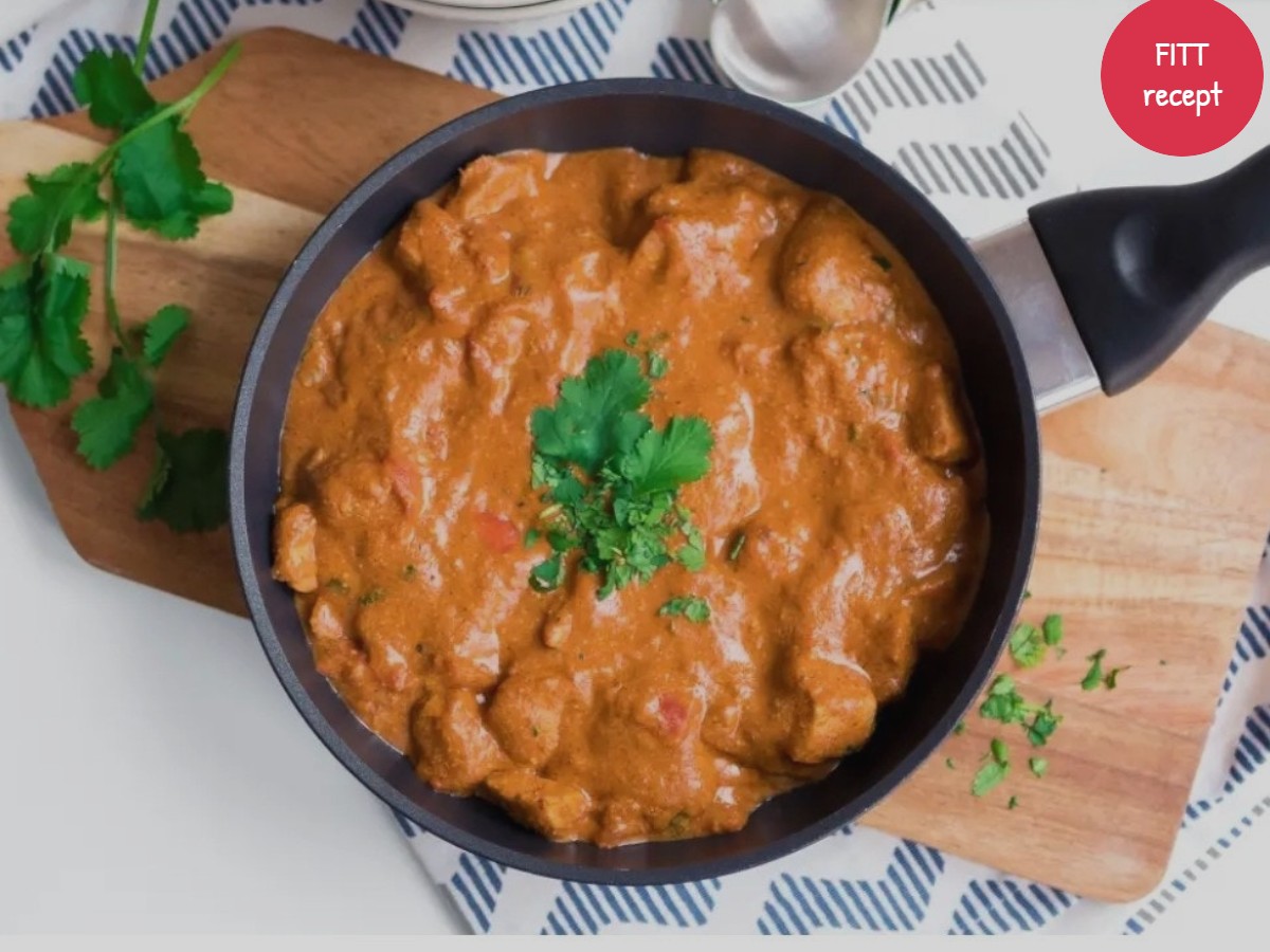 Read more about the article Kókuszos-csirkés curry